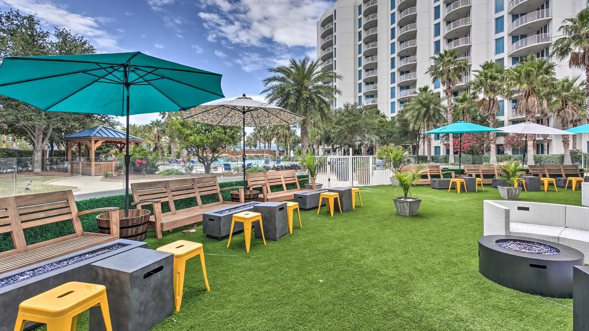 Palms Of Destin Resort Condo With Private Balcony!